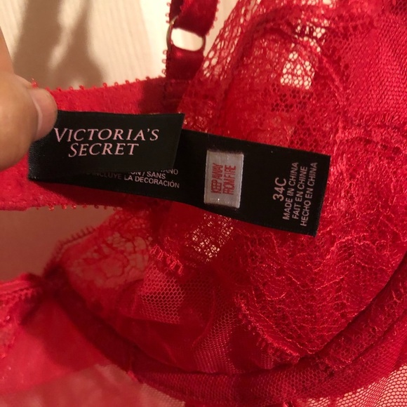 Victoria Secret lingerie - Picture 3 of 4